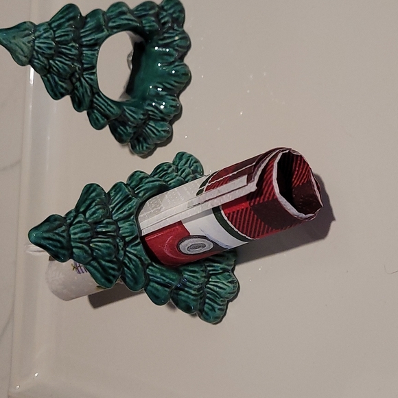 Vintage? Ceramic Christmas Tree Napkin Holder Pair - Picture 4 of 4